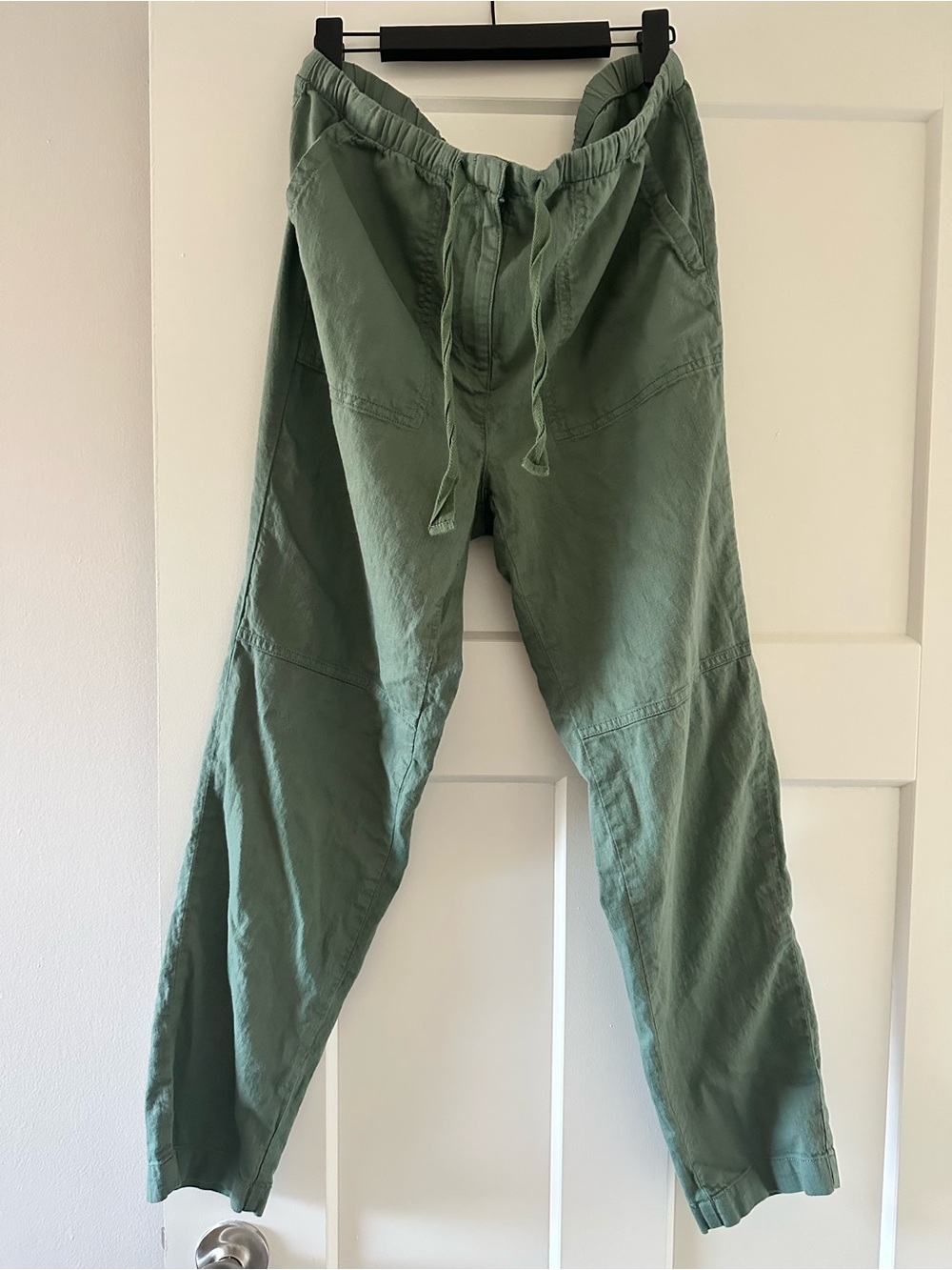 Eileen Fisher 100% Cotton Patch Pocket Tapered Pant - Picture 3 of 4